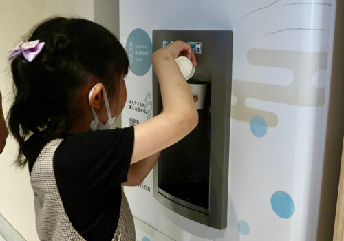 お散歩の新定番！親子で「甲府の水」給水スポットを巡ろう